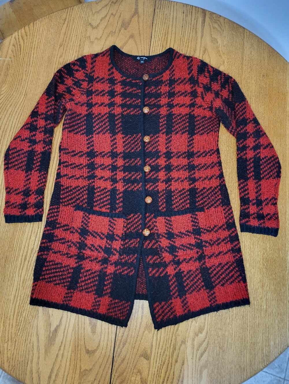 ✨️Lily Morgan Red Plaid Sweater sz M - Picture 2 of 5